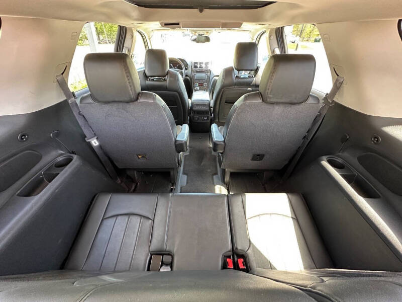 2011 GMC Acadia Denali