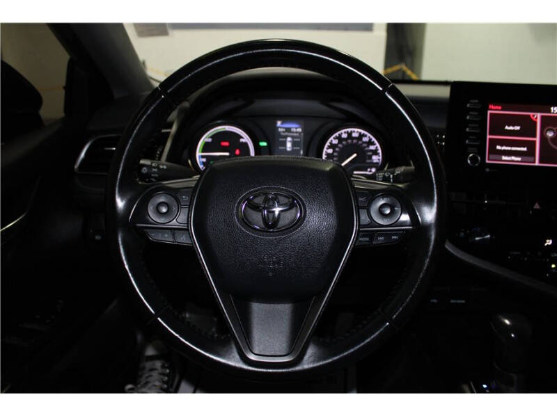 2022 Toyota Camry Hybrid SE Nightshade