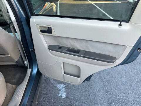 2011 Ford Escape XLT