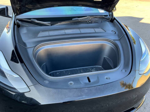 2023 Tesla Model Y Performance