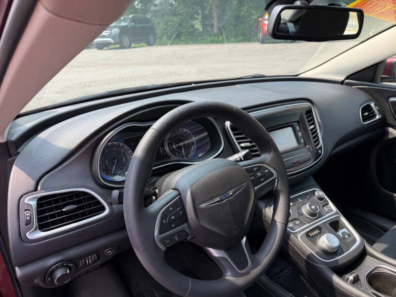 2016 Chrysler 200 Limited