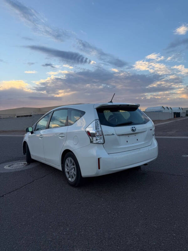 2014 Toyota Prius v