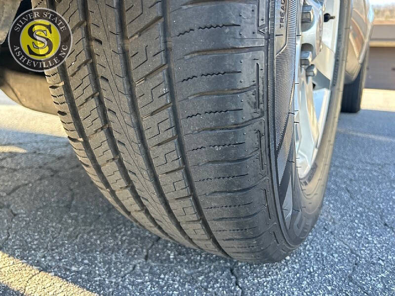 2016 GMC Acadia SLE-2