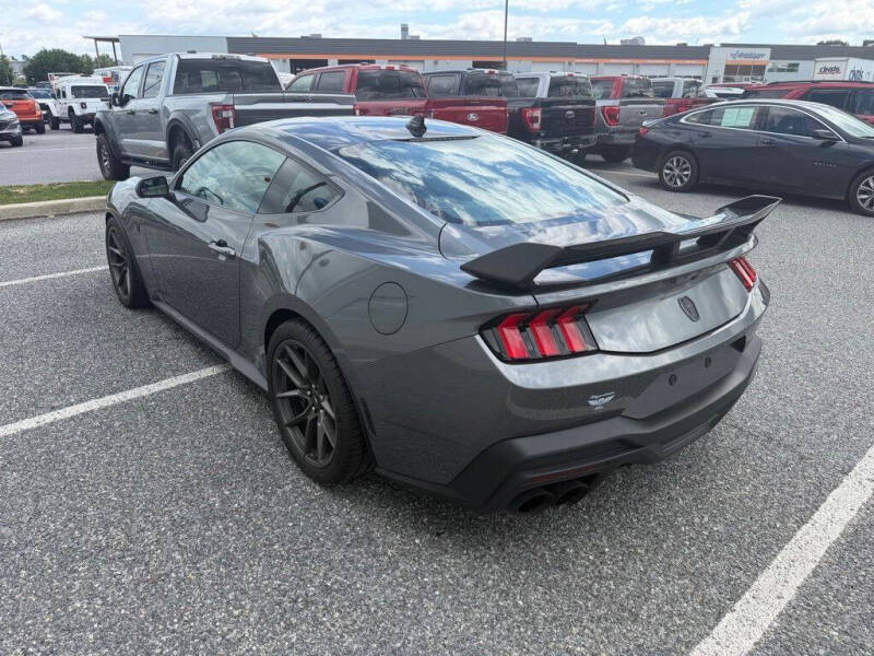 2024 Ford Mustang Dark Horse