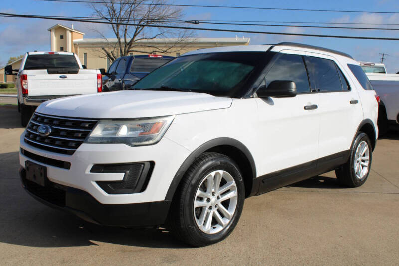 2016 Ford Explorer