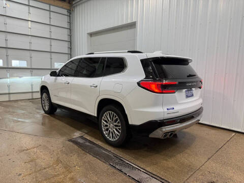 2024 GMC Acadia Denali