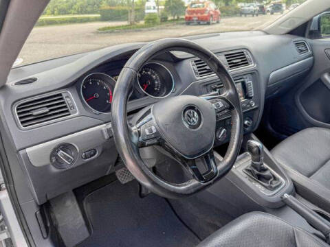 2015 Volkswagen Jetta
