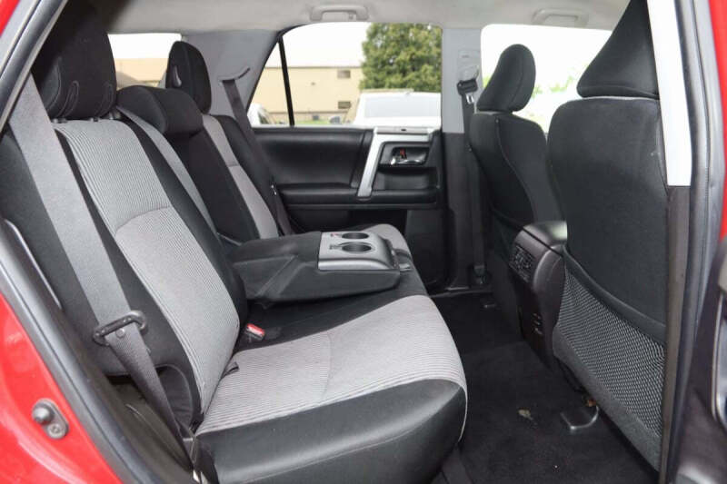 2020 Toyota 4Runner SR5