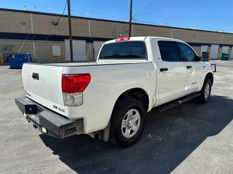 2011 Toyota Tundra Grade