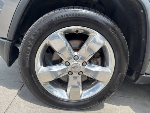 2012 Jeep Grand Cherokee Overland Summit