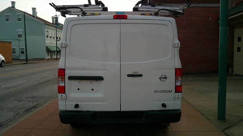 2020 Nissan NV 2500 HD SV