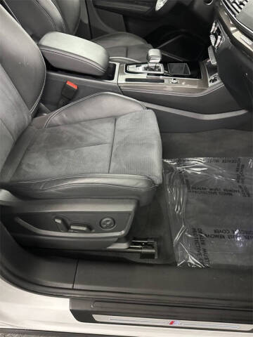 2022 Audi SQ5 Sportback 3.0T quattro Premium Plus