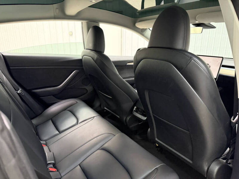 2023 Tesla Model 3 Performance
