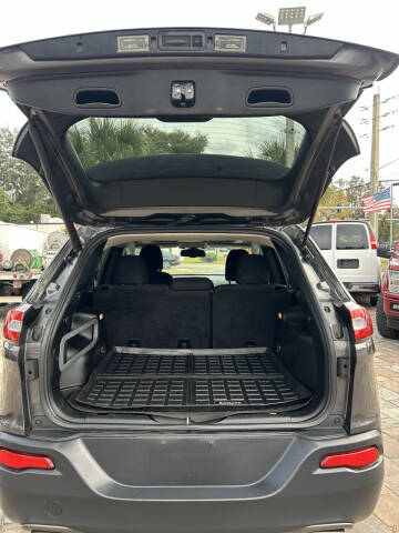 2017 Jeep Cherokee Latitude