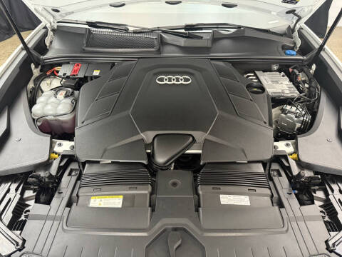 2023 Audi Q8 quattro Premium 55 TFSI