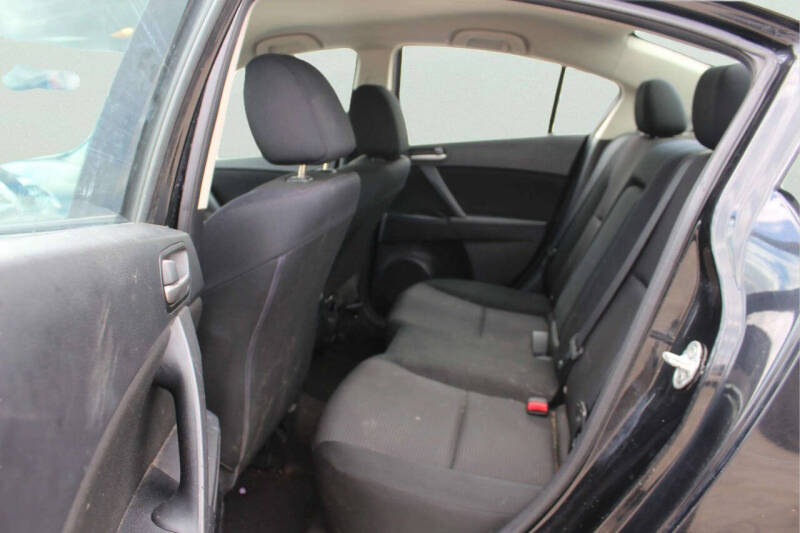 2012 Mazda MAZDA3 i Touring