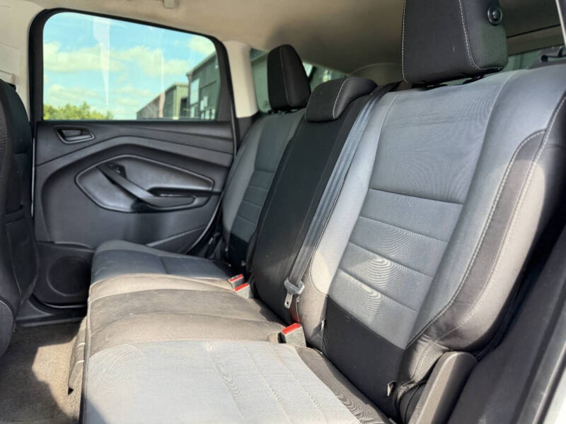 2019 Ford Escape S