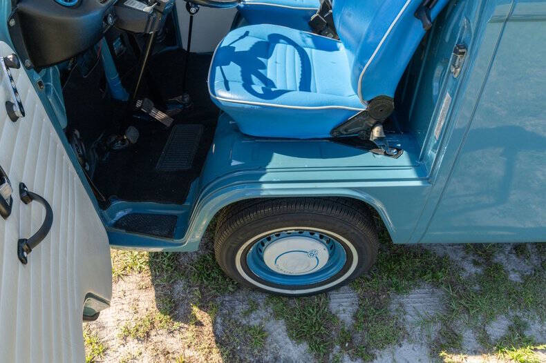 1973 Volkswagen Bus