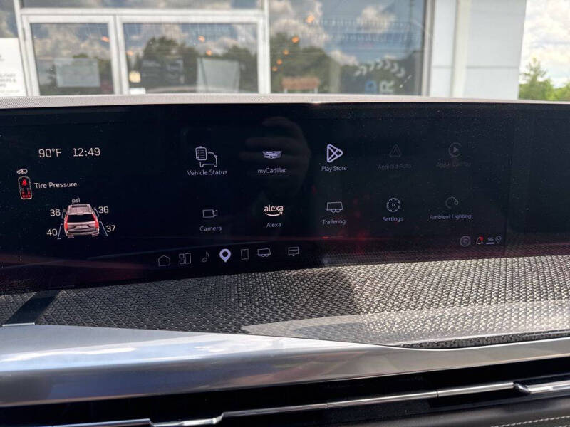 2025 Cadillac Escalade-V