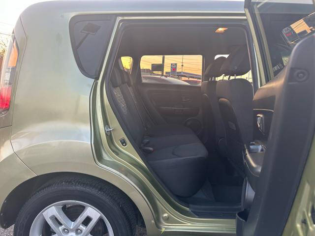 2010 Kia Soul +