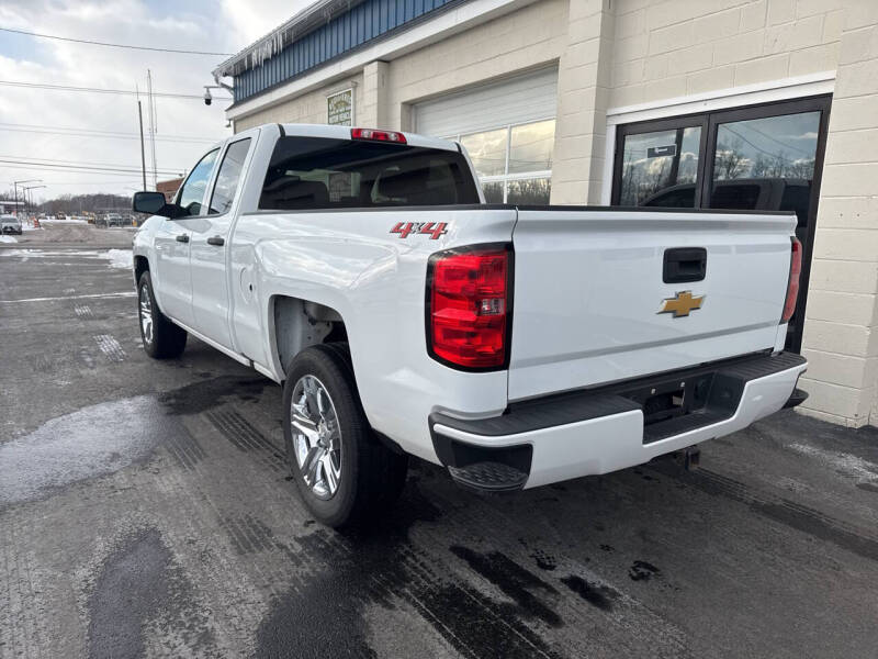 Used 2018 Chevrolet Silverado 1500 Custom with VIN 1GCVKPEC4JZ146202 for sale in Spencerport, NY