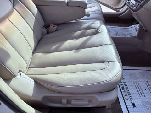 2003 Toyota Avalon XLS