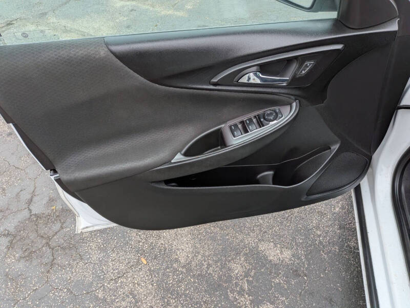 2018 Chevrolet Malibu LS