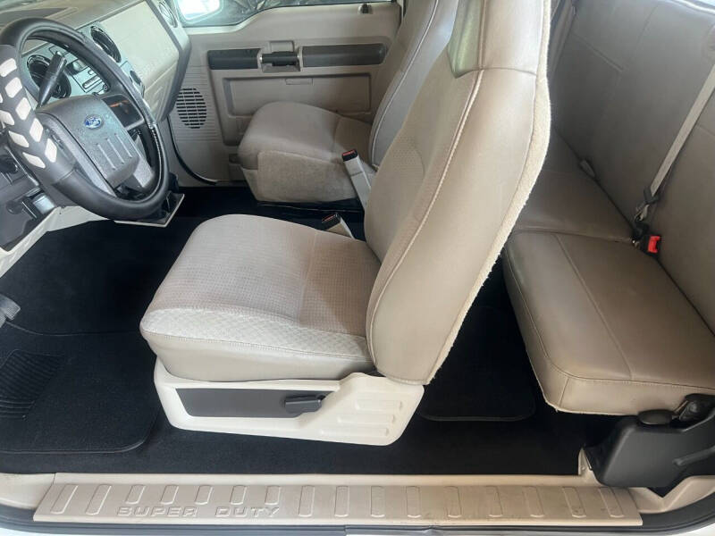 2008 Ford F-350 Super Duty XL