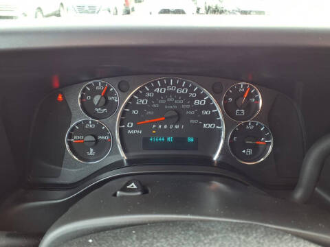 2023 Chevrolet Express LS 3500