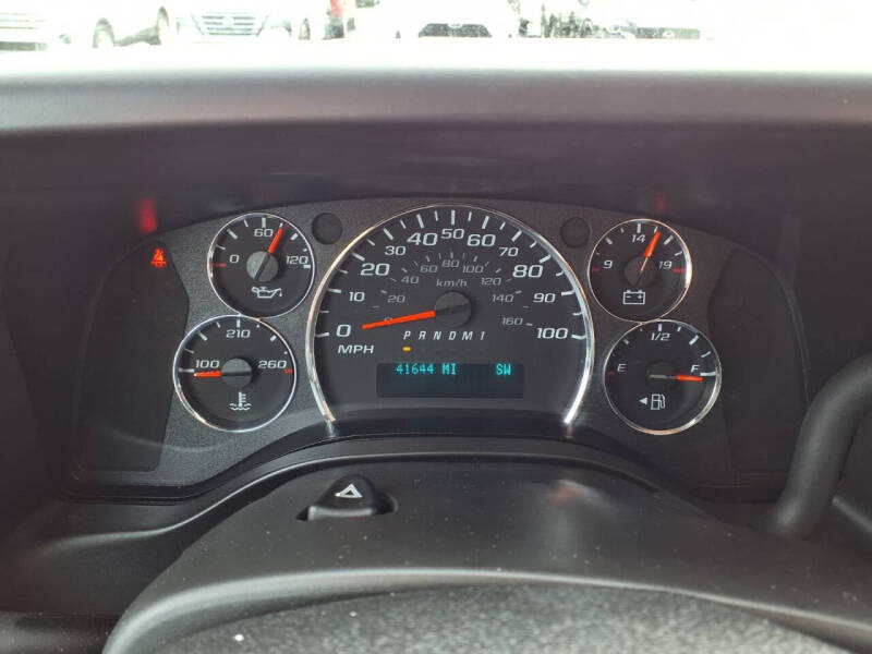 2023 Chevrolet Express LS 3500
