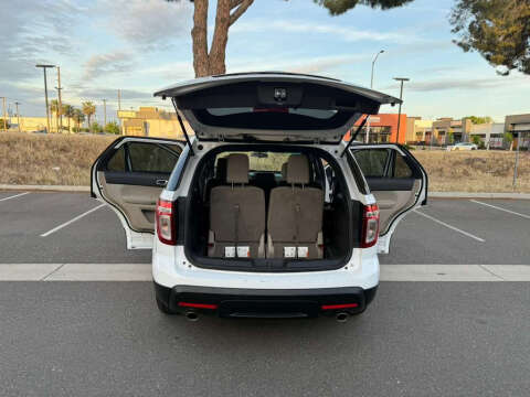 2015 Ford Explorer