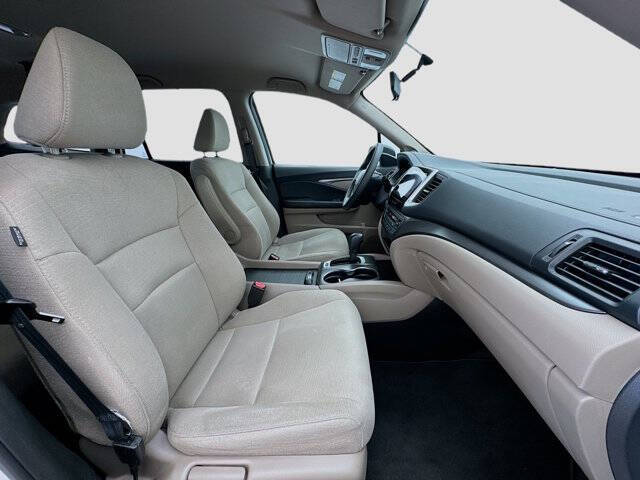 2017 Honda Pilot EX