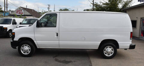 2014 Ford E-Series E-150