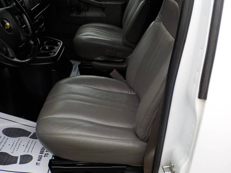 2020 Chevrolet Express 2500