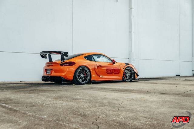 2016 Porsche Cayman GT4