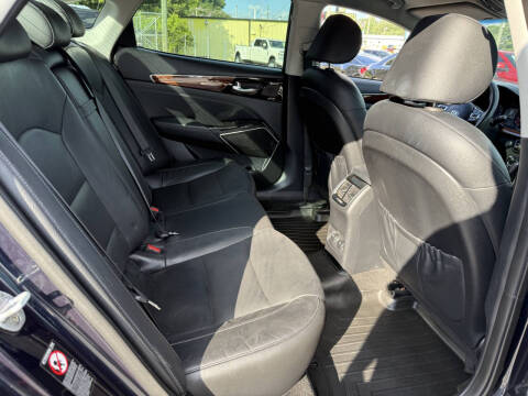 2017 Kia Cadenza Premium