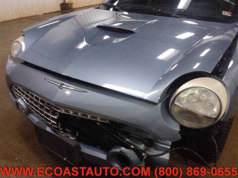 2005 Ford Thunderbird Deluxe