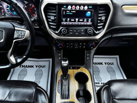 2017 GMC Acadia Denali