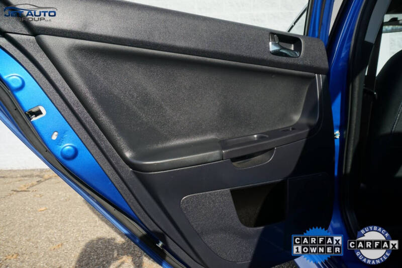 2015 Mitsubishi Lancer SE