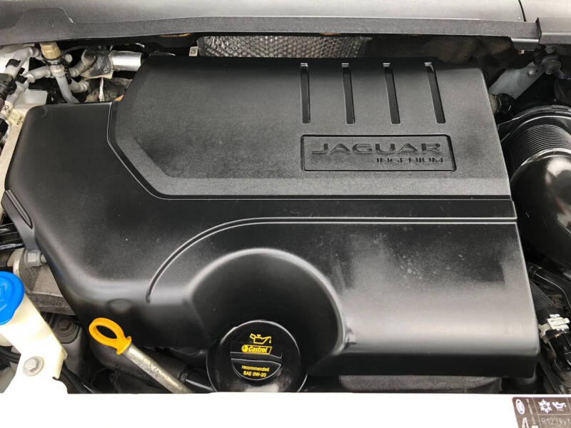 2019 Jaguar E-PACE P250 SE