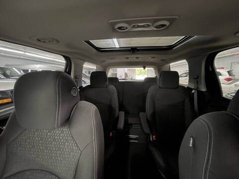 2015 GMC Acadia SLE-2