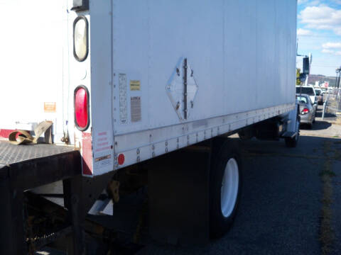 1999 Freightliner FL70