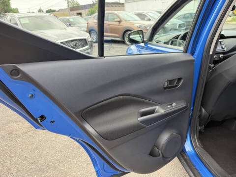 2023 Nissan Kicks S