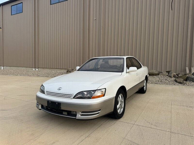 1995 Lexus ES null photo 6