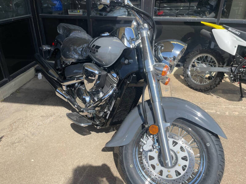 2025 Suzuki C50 (VL800)