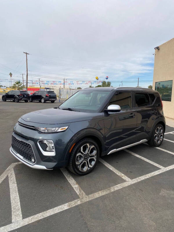 2020 Kia Soul X-Line photo 3