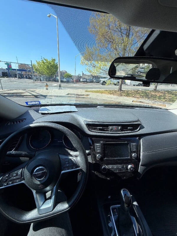 2020 Nissan Rogue S