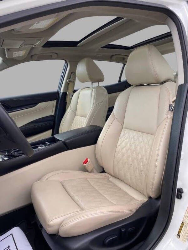 2023 Nissan Maxima 3.5 Platinum