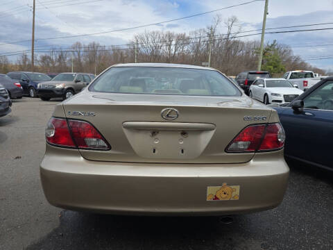 2004 Lexus ES 330