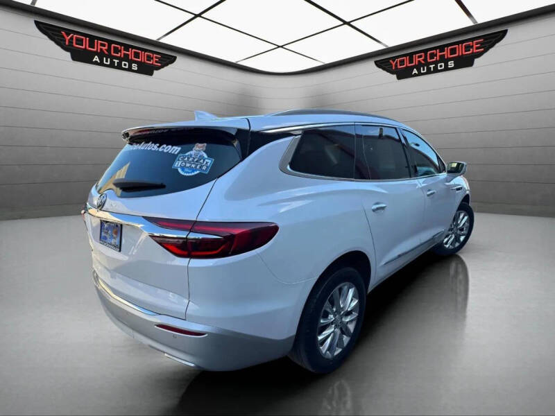 2020 Buick Enclave Essence
